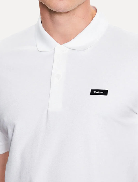 Polo Elástico de Piqué de Corte Ajustado Calvin Klein